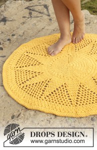 Kleedje haken met kantpatroon